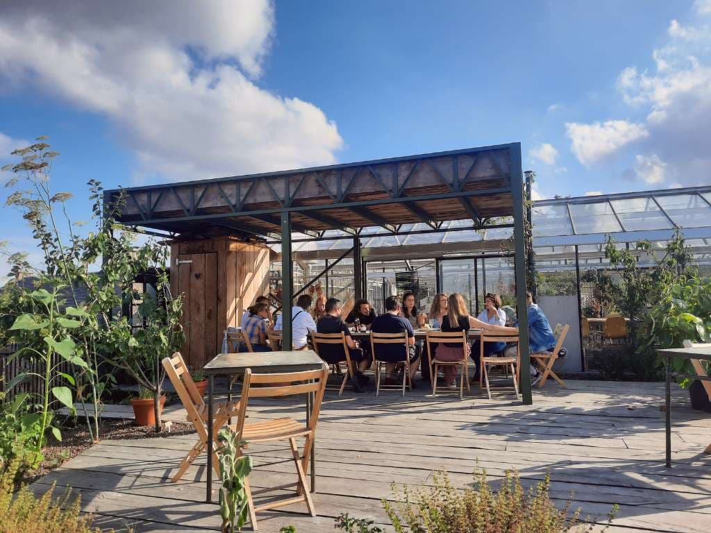Dakboerderij met wateropvang systeem
