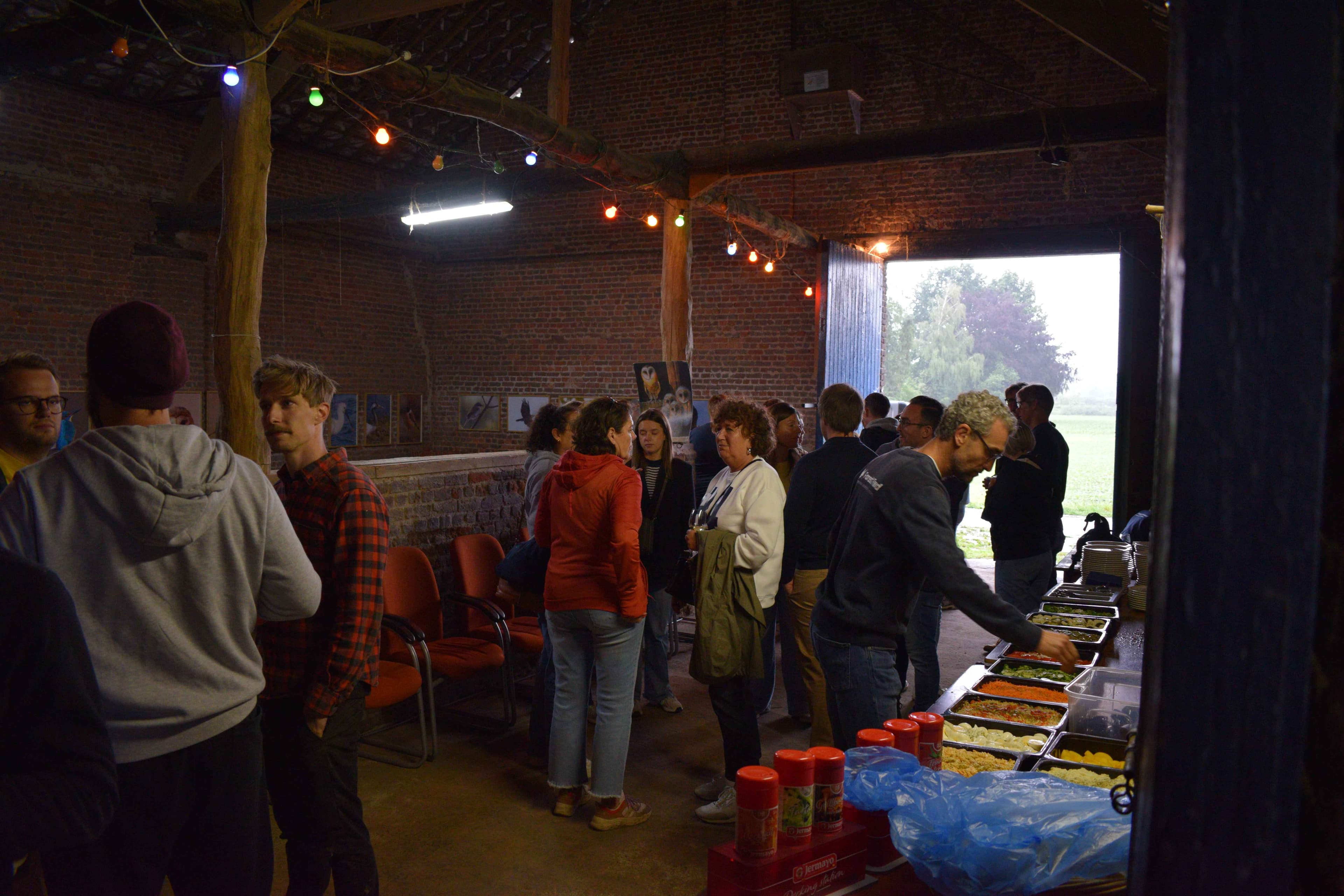 sfeer bij bbq hoeve 2